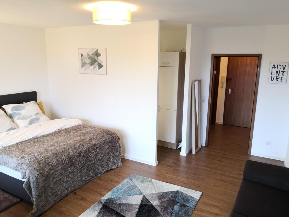 Neuhofen Exklusives Apartment Zw. Lu Und Speyer Mit Aufzug מראה חיצוני תמונה